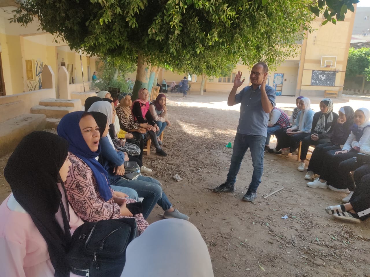 ثقافة أبنوب تلقى الضوء على تلوث الهواء 