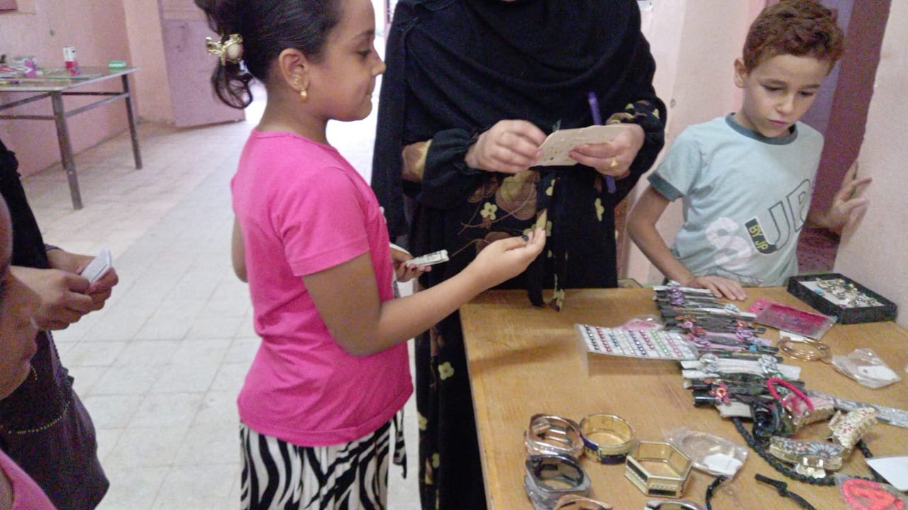 بدء فعاليات معرض تسويق منتجات الشباب الحرفية والتراثية بمركز شباب المعصرة بالوادي