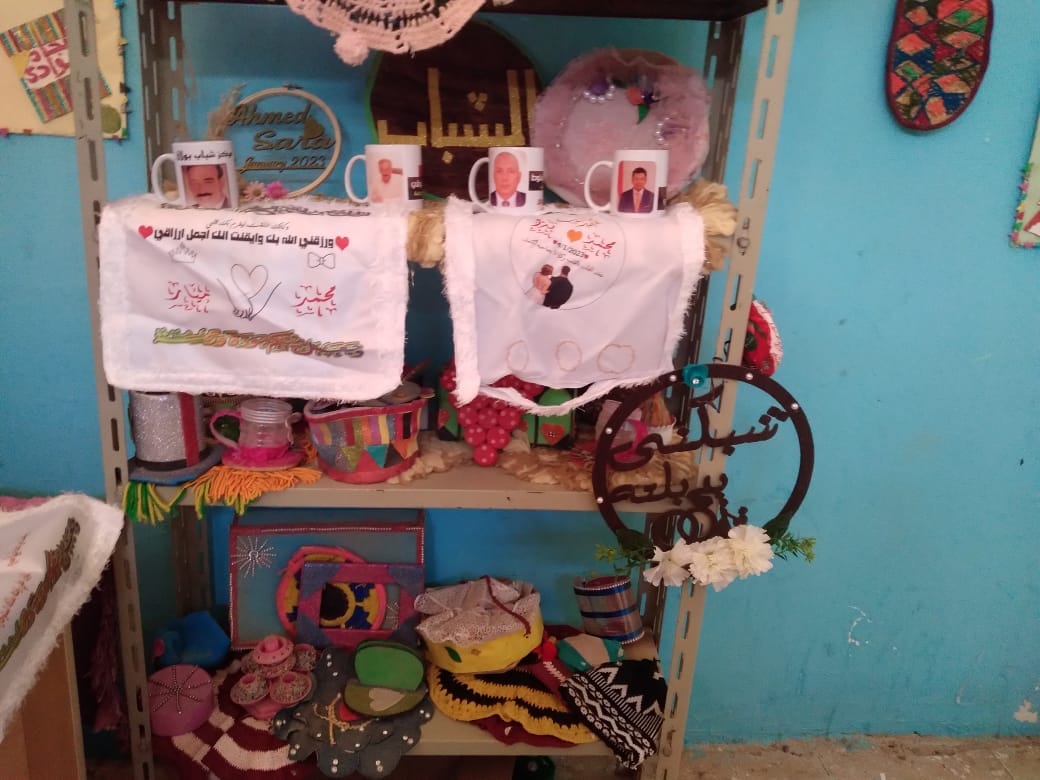 فعاليات معرض تسويق منتجات الشباب الحرفية والتراثية في مركز شباب بولاق بالخارجة