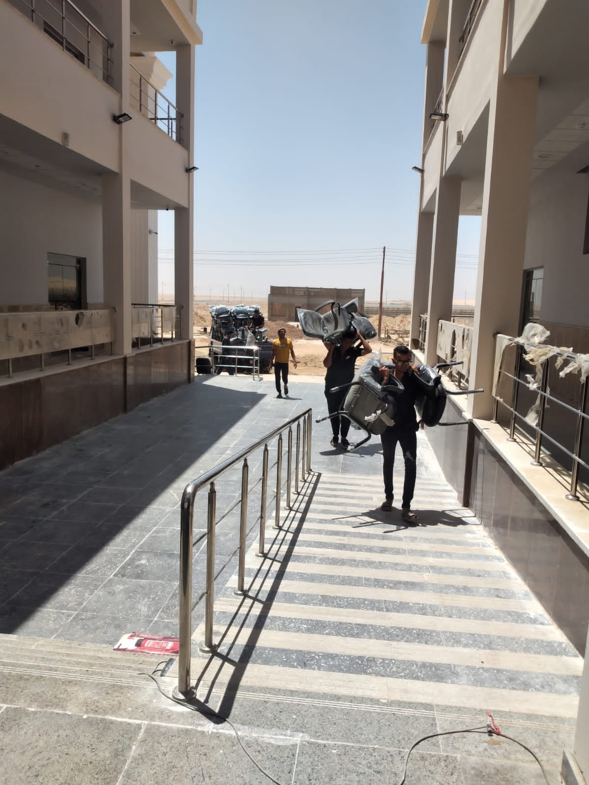 تنفيذ تسليم المرحلة الأولى من المديريات المنتقلة للعاصمة الإدارية الجديدة بالوادي الجديد