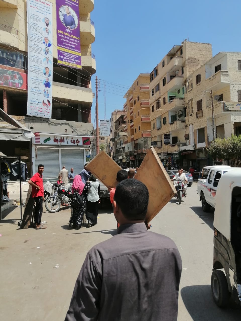 محلية مركز ديروط .. حملة مكبرة لرفع الإشغالات والمرور على المحلات التجارية