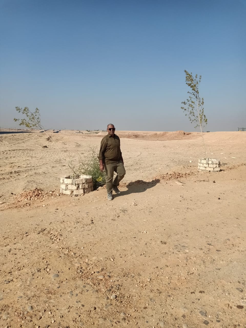 محلية ديروط: متابعة ري المسطح الأخضر بالمحطة الوسيطة للمخلفات الصلبة