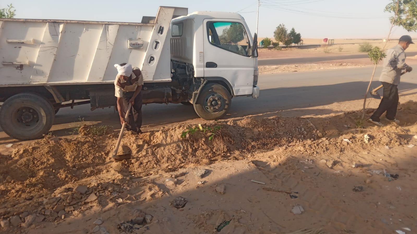 محلية الخارجة: إعادة حفر المجرات وتأهيلها بشكل سليم