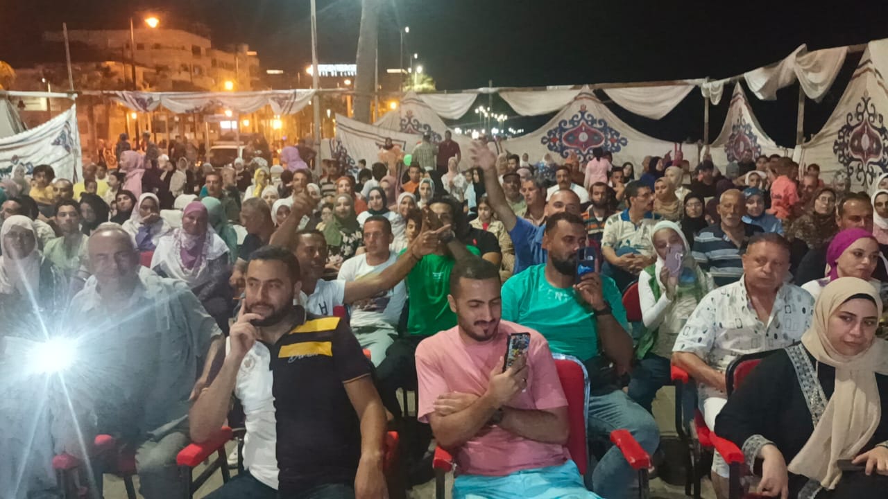 قومية الوادى الجديد تتألق بليالي ثقافتنا فى اجازتنا بدمياط