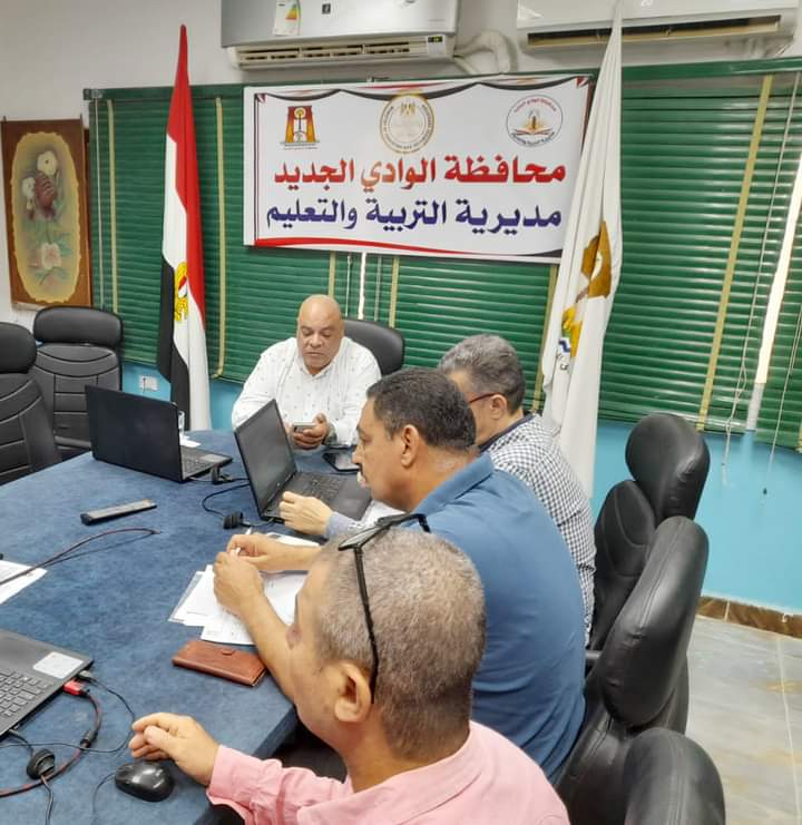 وكيل تعليم الوادي الجديد يتابع سير امتحانات الدور الثاني لشهادة الثانوية العامة