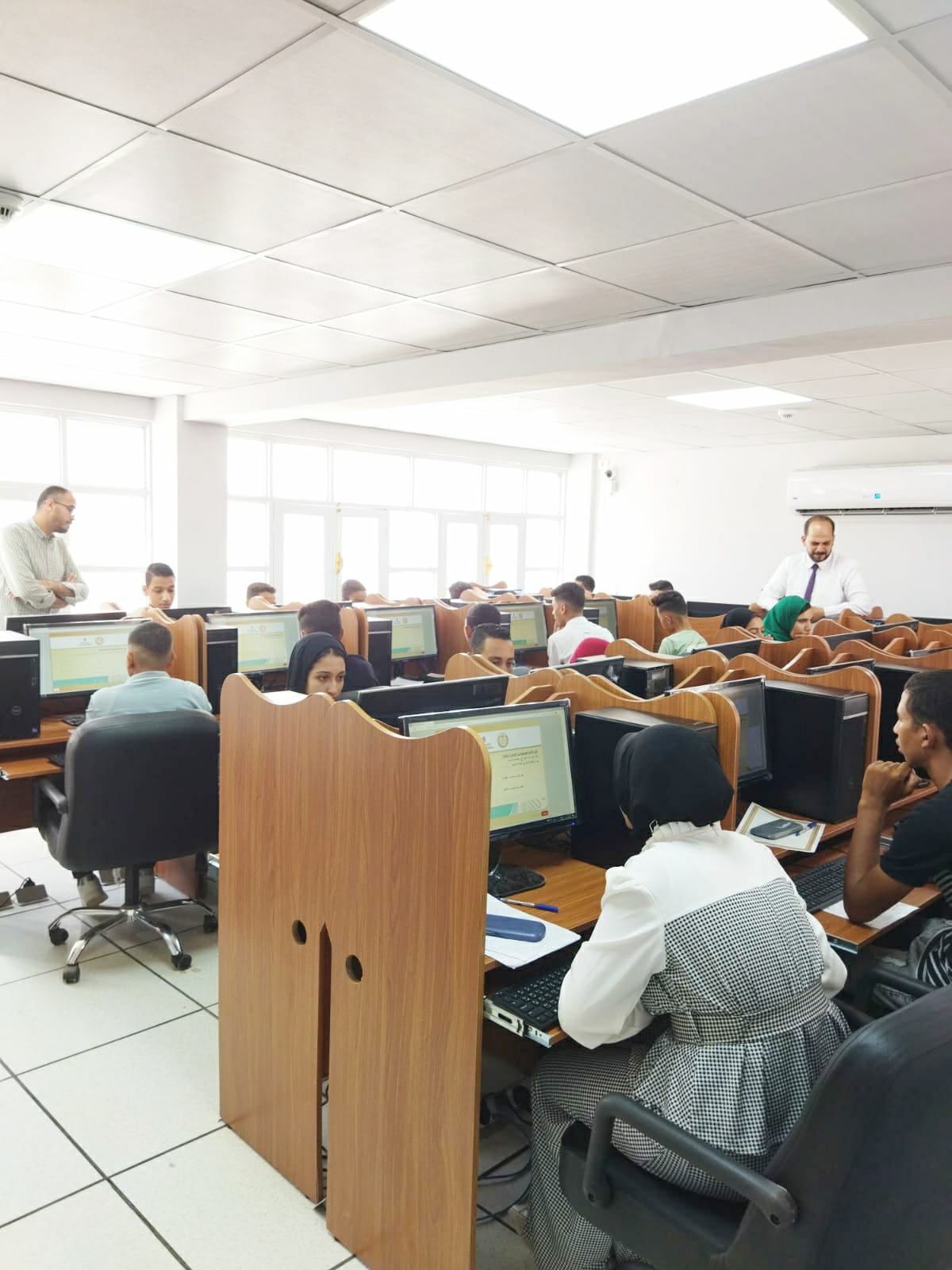 تعليم الوادي الجديد: مواصلة عقد اختبارات القبول بمدرسة المصرية للاتصالات التكنولوجيا التطبيقية