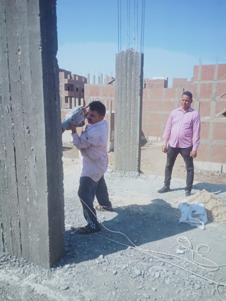 عمليتين لإزالة تعديات في قري مركز الفتح