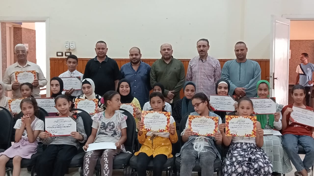 تكريم كورال أطفال قصر ثقافة ساحل سليم