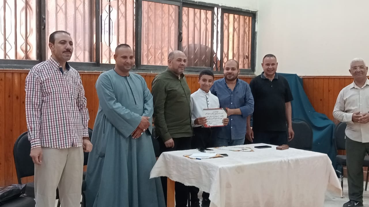 تكريم كورال أطفال قصر ثقافة ساحل سليم