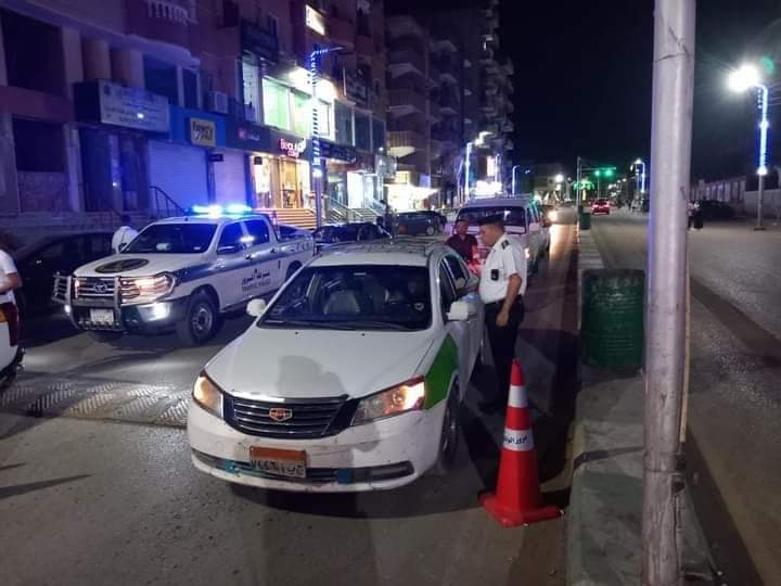 حملة مرورية مكبرة تضيط 129 مركبة مخالفة وسحب 272 رخصة بالوادي الجديد