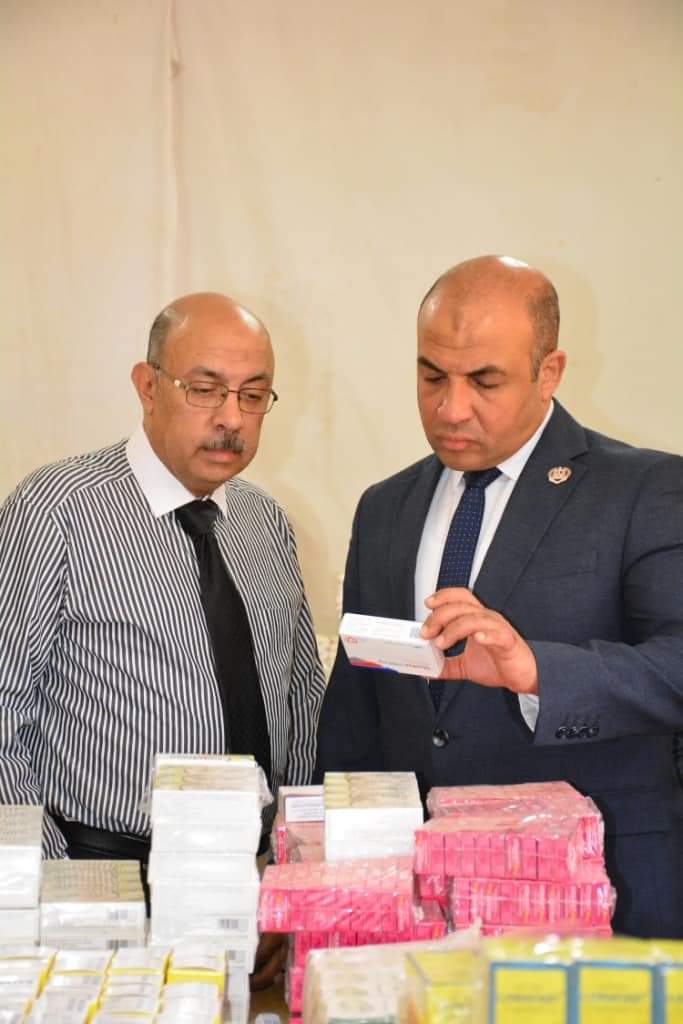 وكيل وزارة الصحة باسيوط يفتتح القافلة الطبية العلاجية بمدرسة الشهيد أحمد جلال