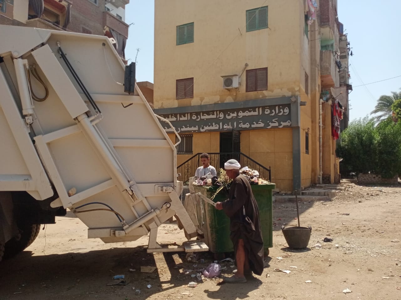 بدء العمل بالمكبس الجديد بالوحدة المحلية لمركز ومدينة صدفا
