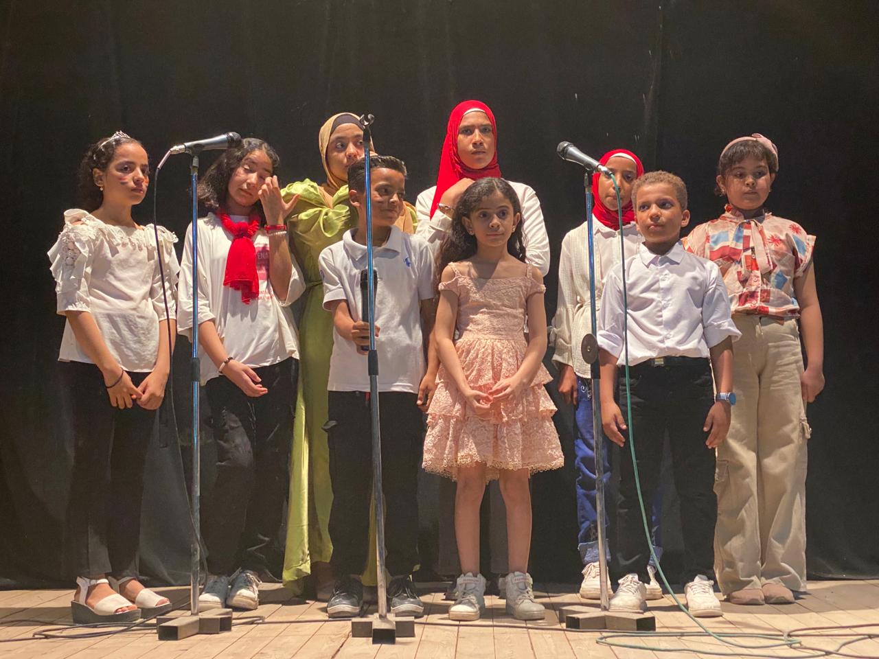 100 موهبة من الاطفال فى بدء مشروع الالف مبدع بقصر ثقافة طهطا 