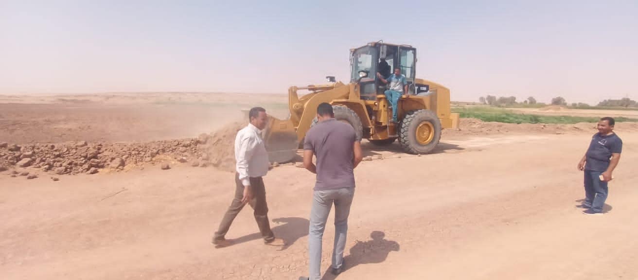 رصد وازالة فورية للتعديات علي اراضي الدوله بمركز باريس في الوادي الجديد