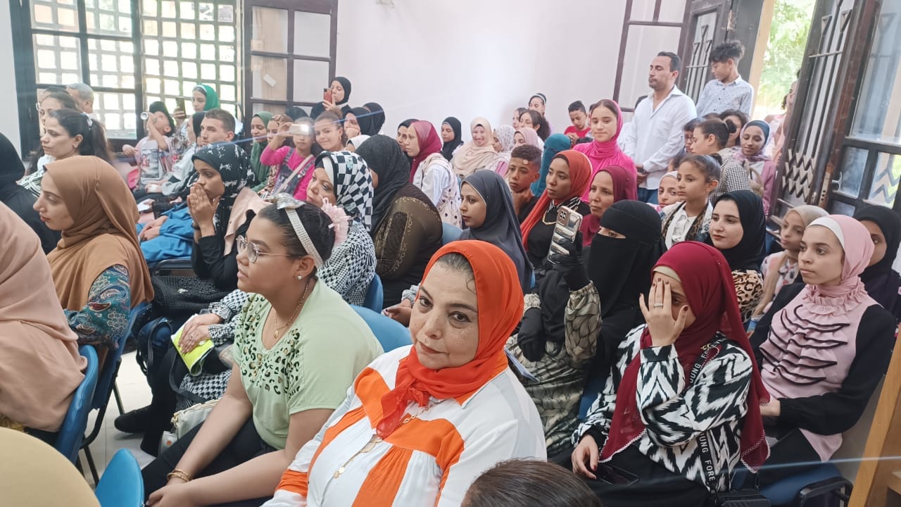 ثقافة البداري تحتفل بالمواهب الإبداعية من الشباب 