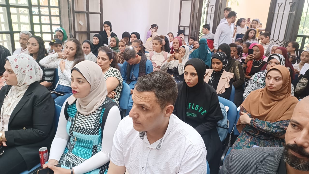 ثقافة البداري تحتفل بالمواهب الإبداعية من الشباب 