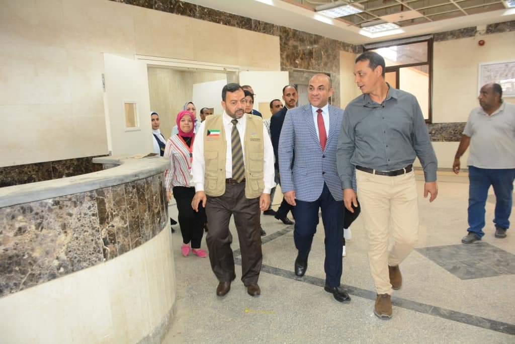 دعم مستشفى الإصابات بجامعة أسيوط من الكويت بمليون وأربعمائة ألف جنيه مصري