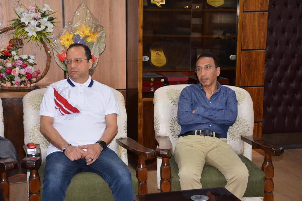 جامعة أسيوط تستعد بخطة أنشطة طلابية رياضية للعام الدراسي الجديد