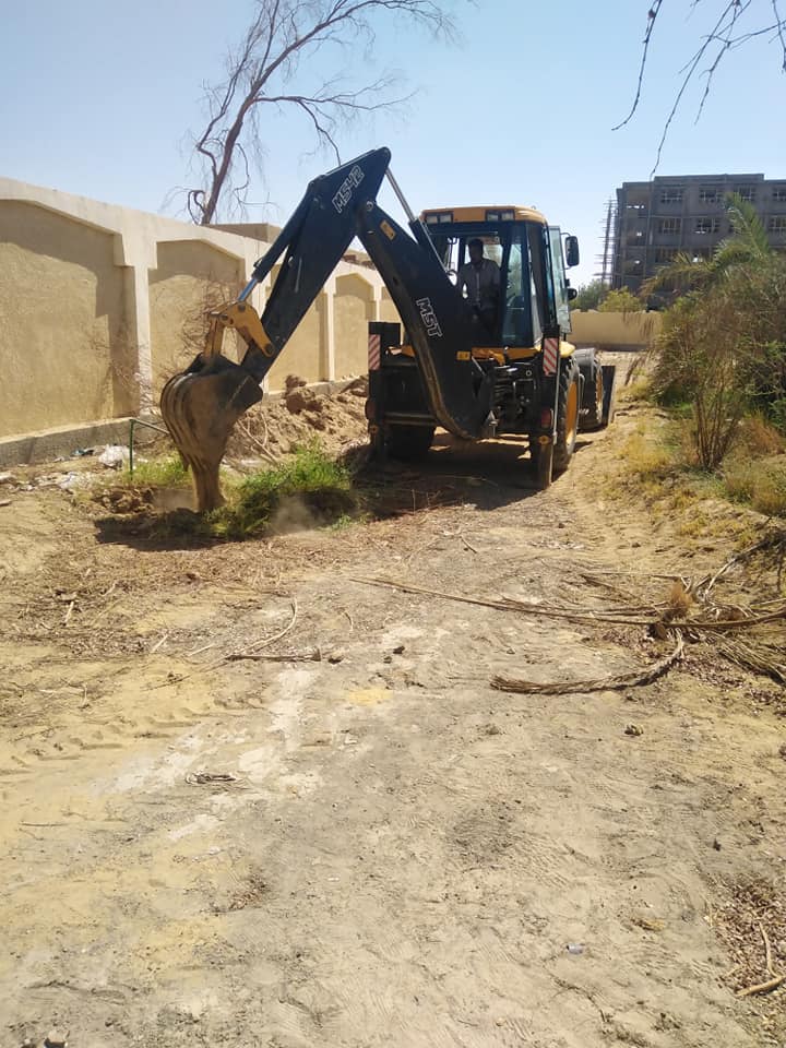 ضبط وإزالة فورية لـ 34 مخالفة توصيلات مياة بنطاق مركز الخارجة