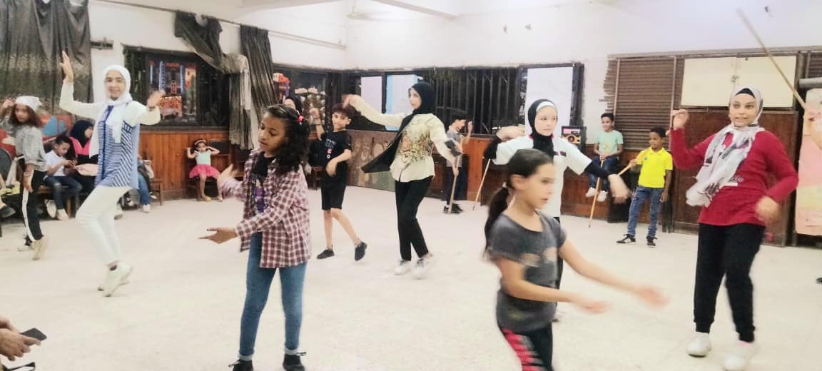 ورشة فنون شعبية ينظمها قصر ثقافة أحمد بهاء الدين للطفل بمحافظة أسيوط 