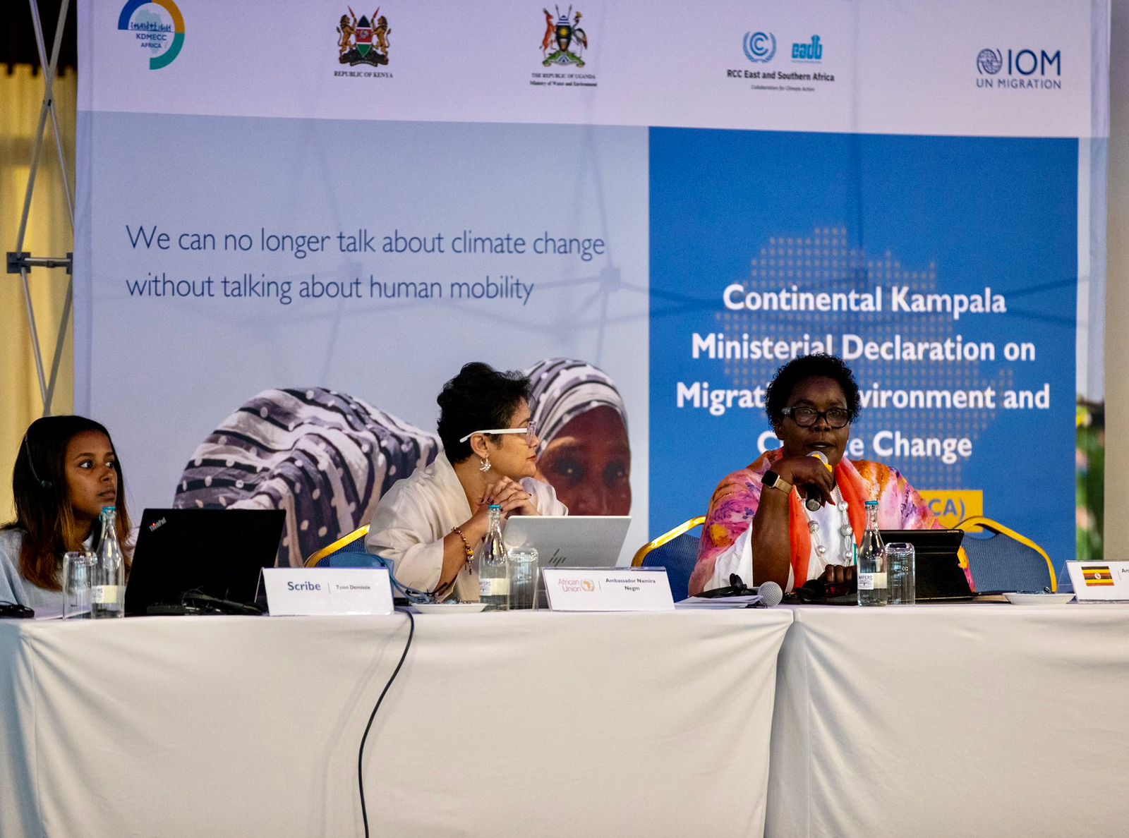 ce04f904-9f8d-444b-a228-512a8e4aeb68