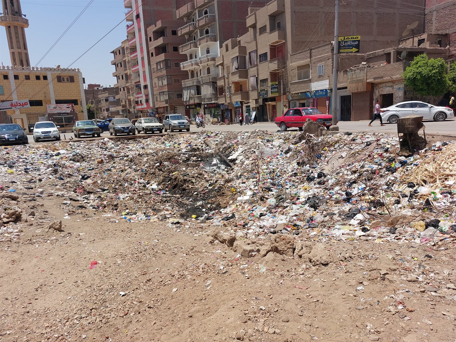 انتشار القمامة في شوارع اسيوط