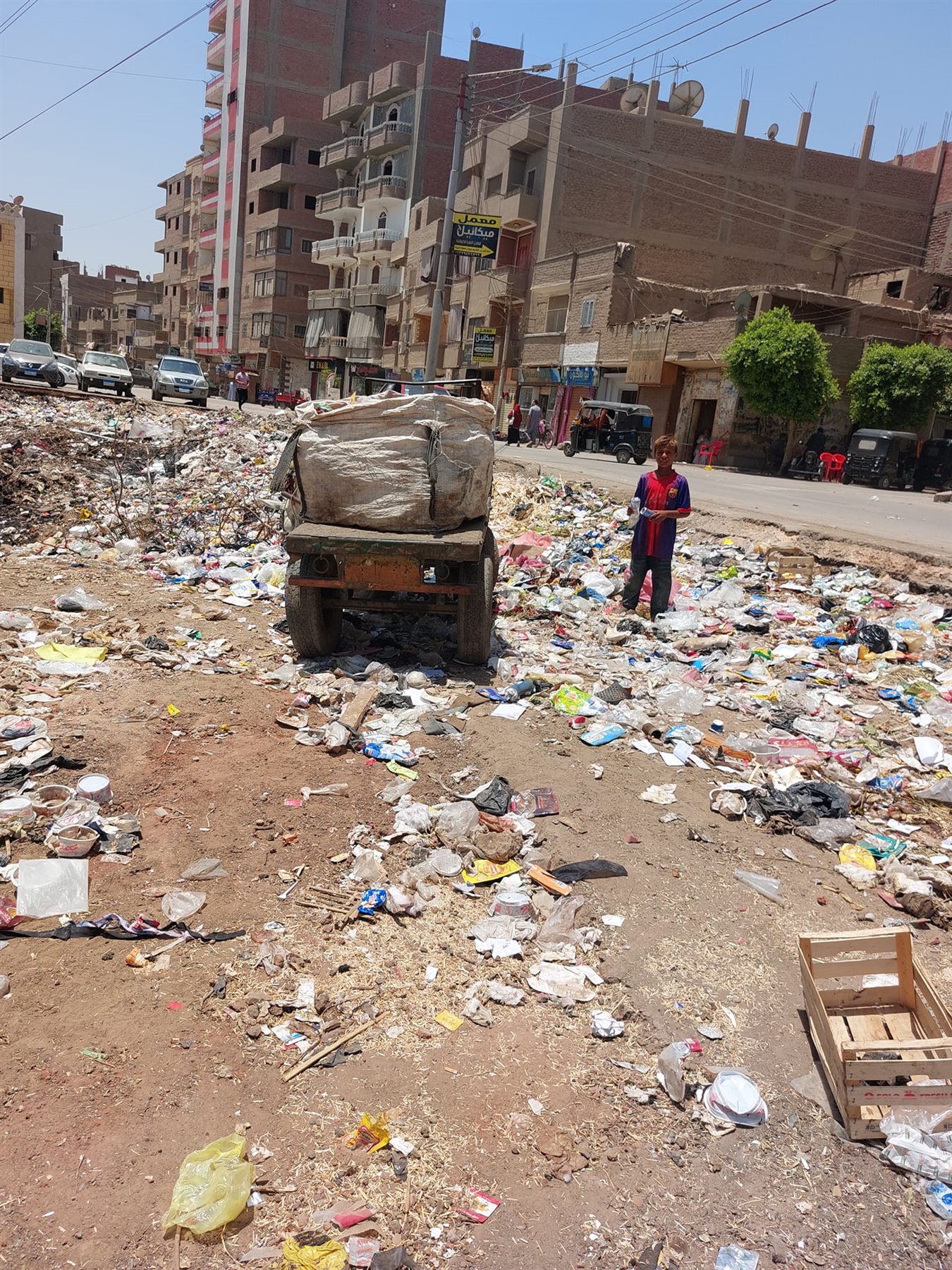 انتشار القمامة في شوارع اسيوط