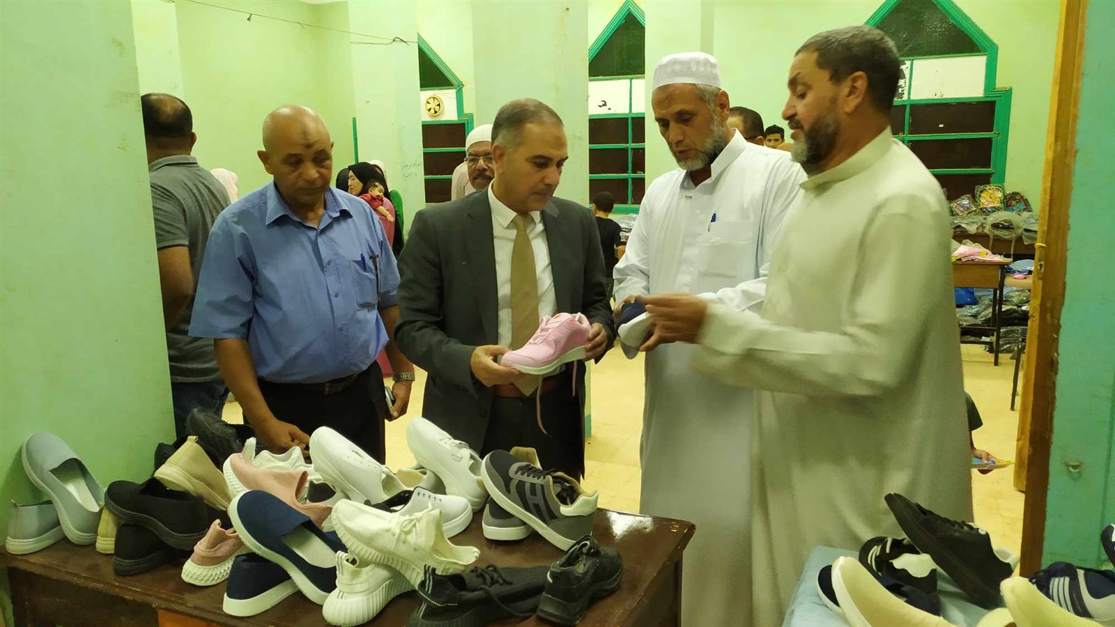 افتتاح معرض الجمعية الشرعية السنوي لمستلزمات المدارس بالداخلة