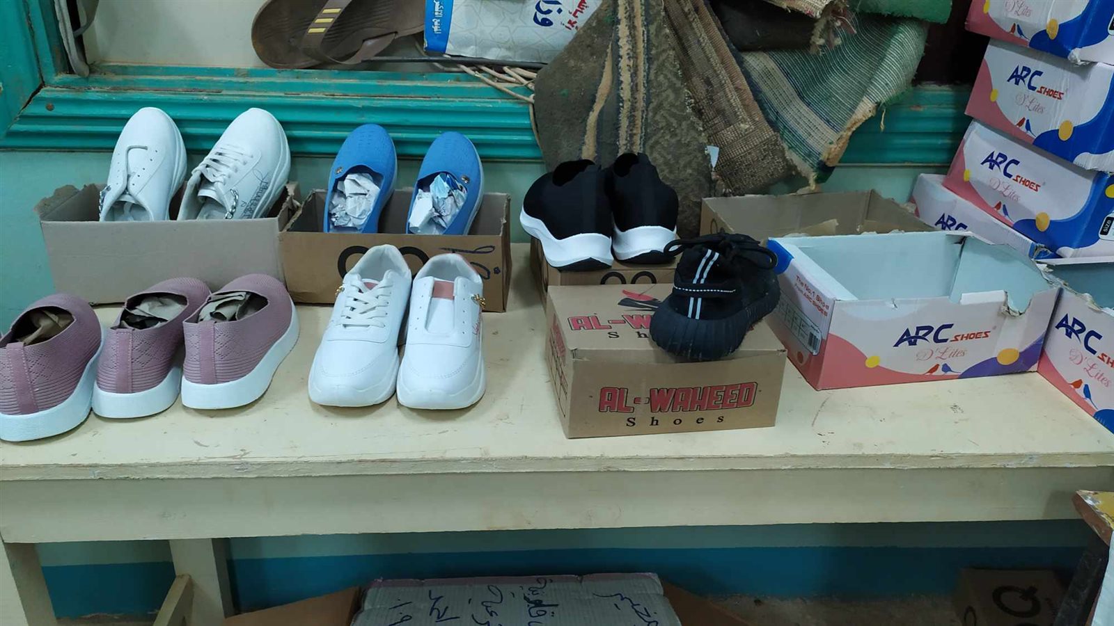 افتتاح معرض الجمعية الشرعية السنوي لمستلزمات المدارس بالداخلة