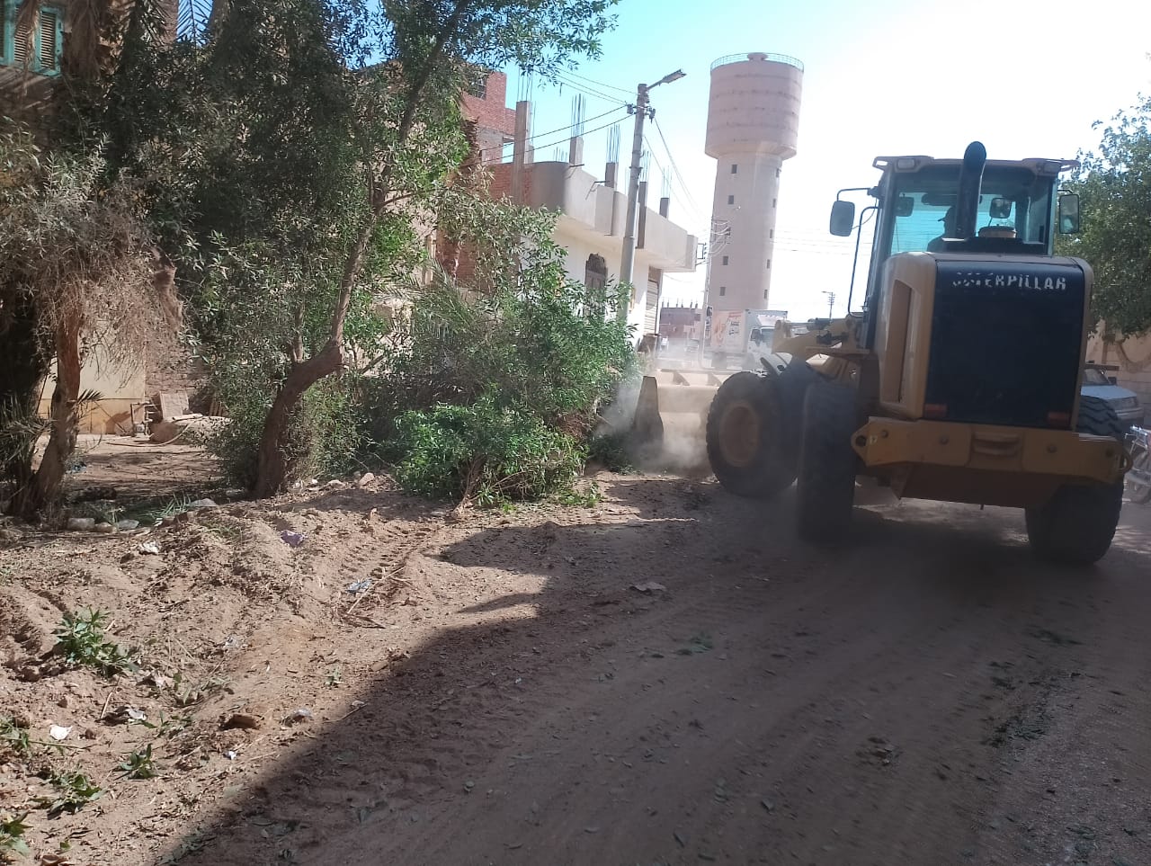 رئيس مركز ومدينة الداخلة بدء تنفيذ ميدان الخزان في مدينة موط