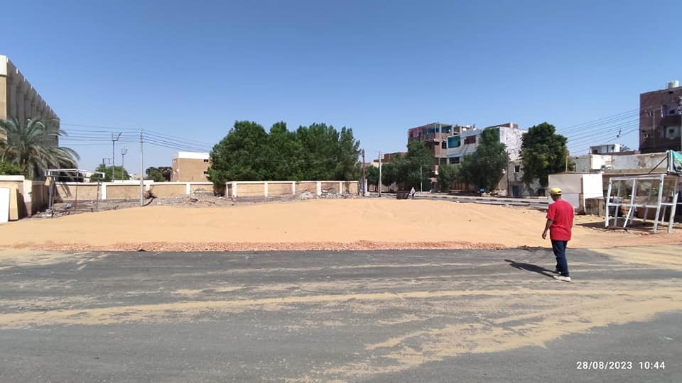 حملات نظافة مكثفة في الأحياء السكنية بالخارجة