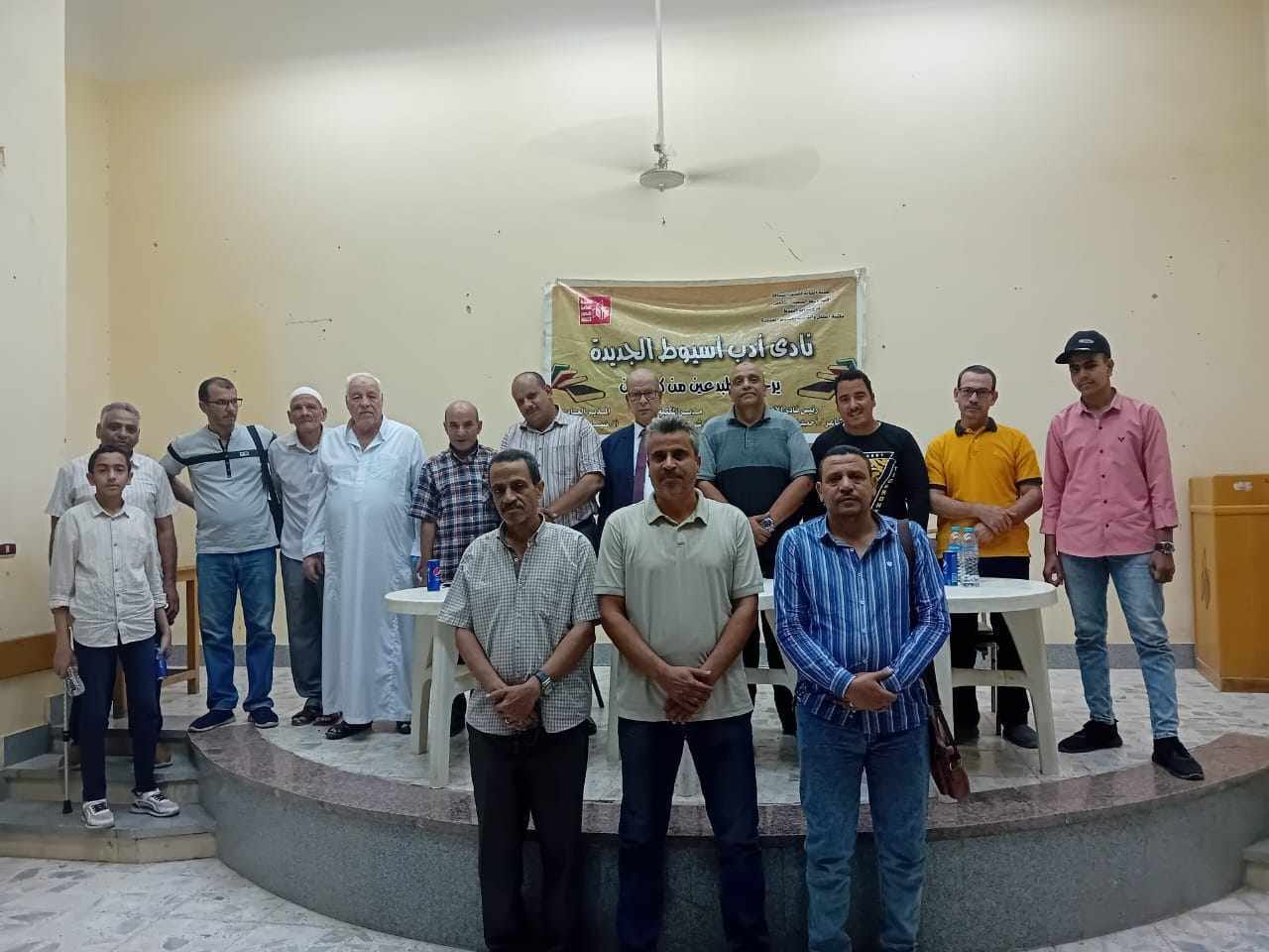 نادي ادب اسيوط الجديدة يحتفل بديوان سنا الاشواق الفائز بالنشر الاقليمي