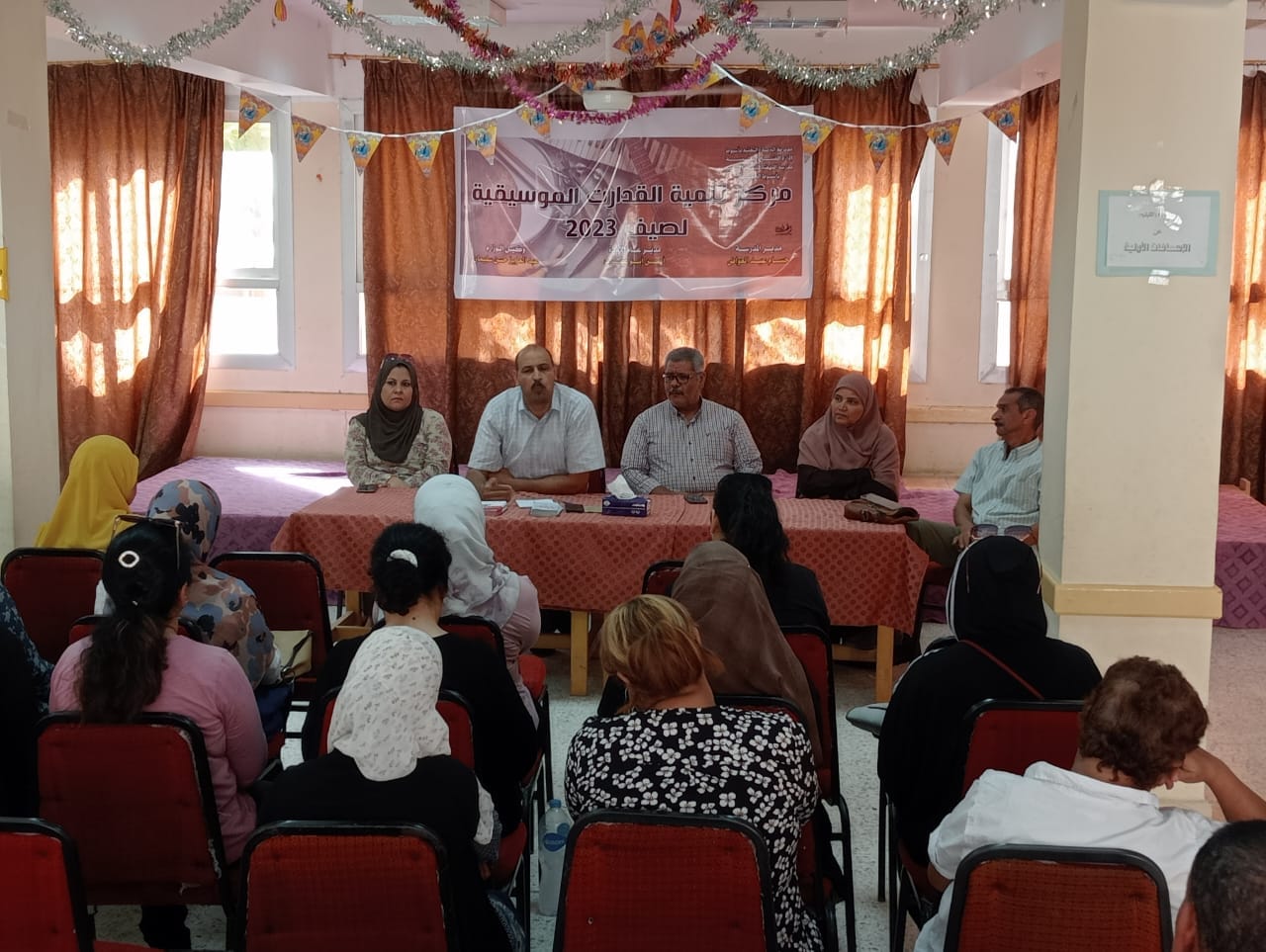 ثقافة اسيوط الجديدة توجه النصائح حول تنظيم الاسرة وأضرار الزواج المبكر والختان 