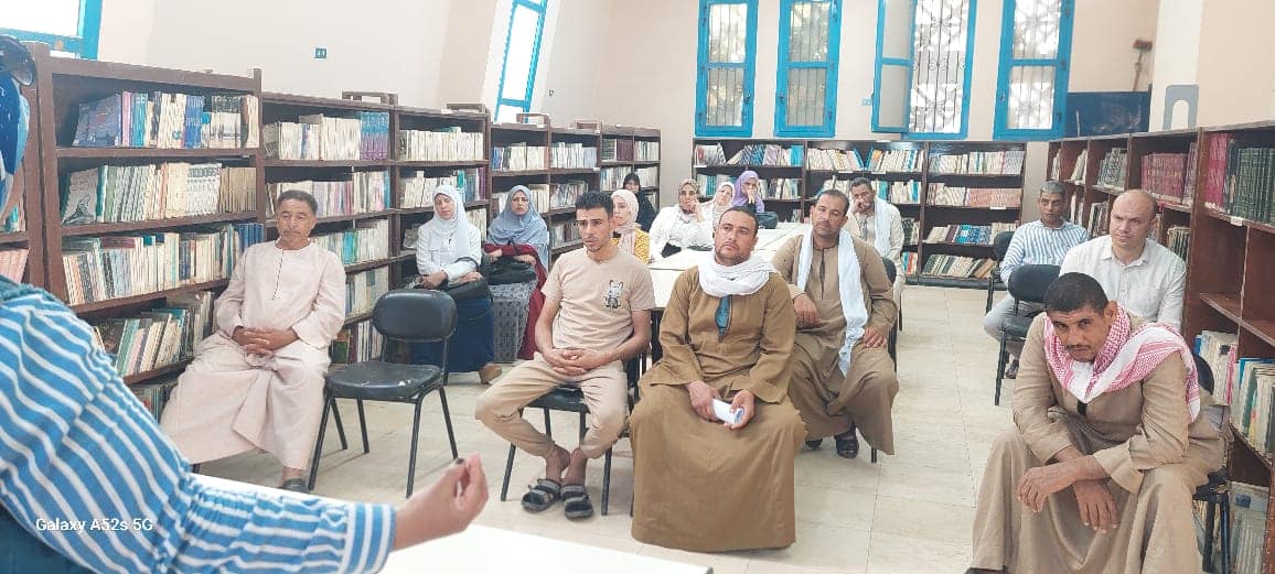 نقص المناعة البشري محاضرة تثقيف صحي بمكتبة صلاح شريت بريفا