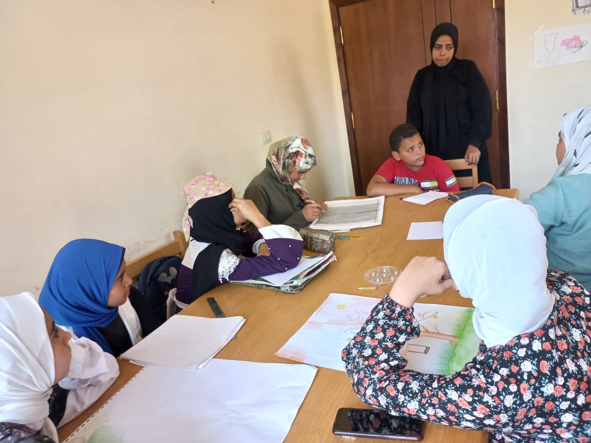 ورشة فنية للأطفال بثقافة جمال عبد الناصر ببني مر بأسيوط  