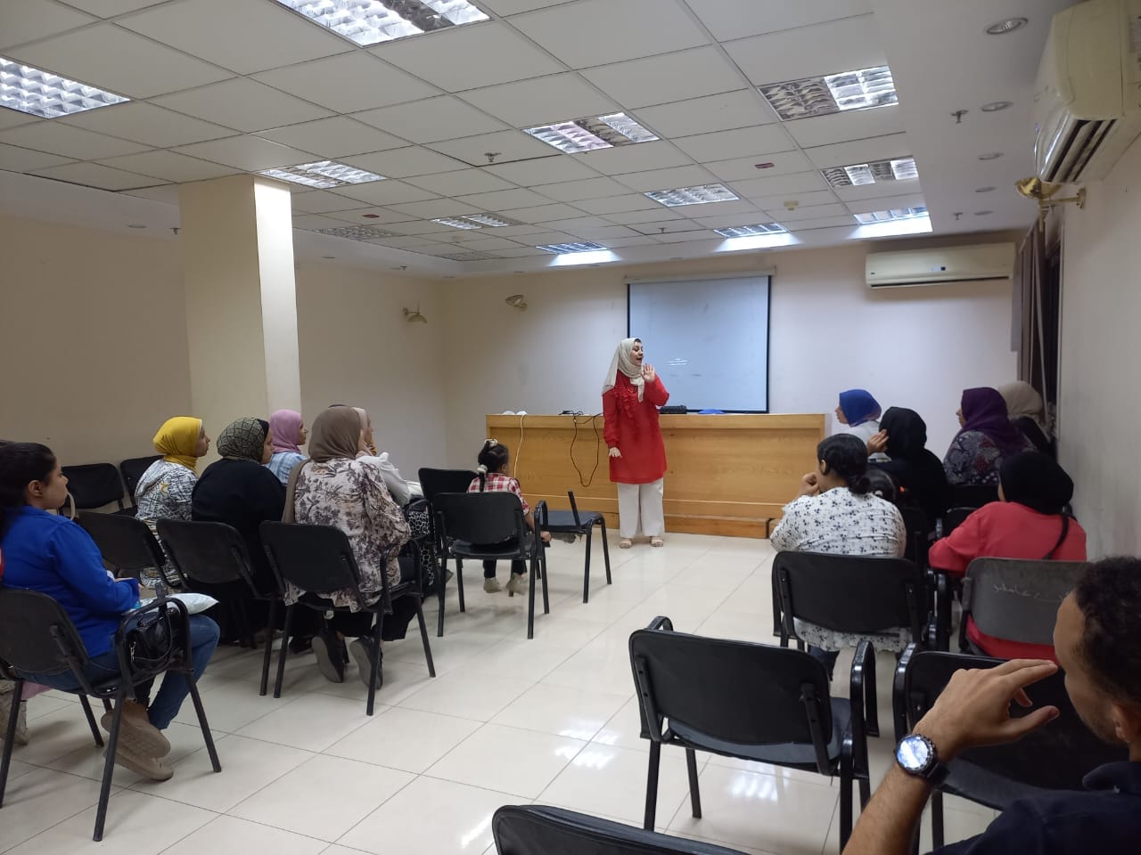 قصر ثقافة اسيوط يلقي الضوء على قضايا المرأة 