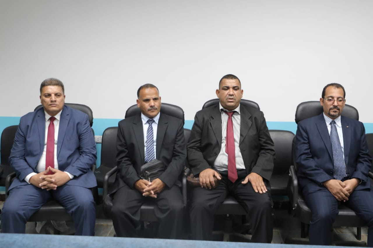 وكيل التعليم بالوادي الجديد يترأس لجنة المقابلات الشخصية للمتقدمين لشغل الوظائف الإشرافية
