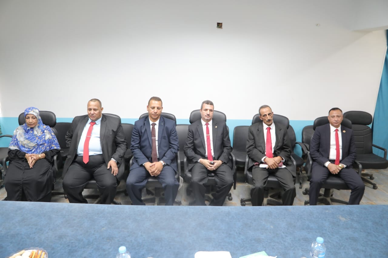 وكيل التعليم بالوادي الجديد يترأس لجنة المقابلات الشخصية للمتقدمين لشغل الوظائف الإشرافية