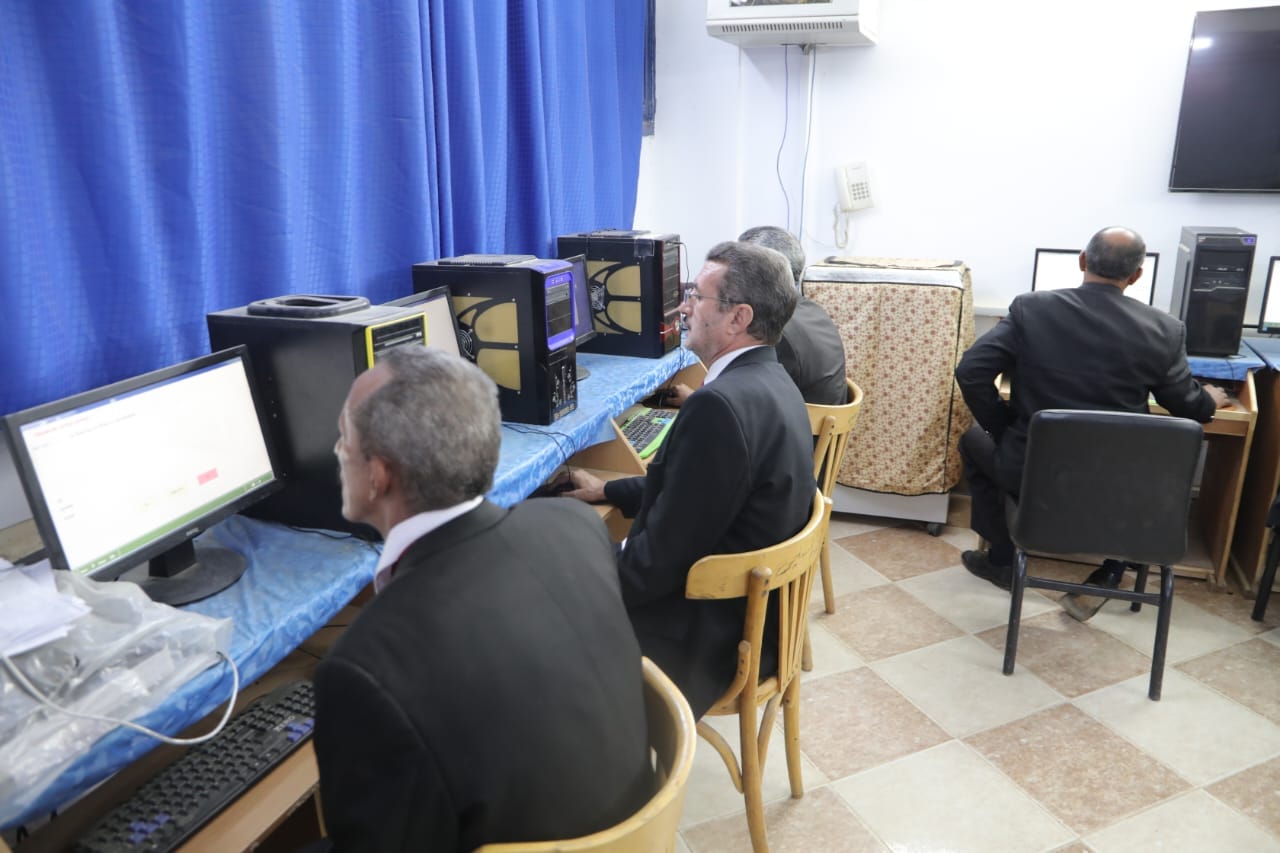 وكيل التعليم بالوادي الجديد يترأس لجنة المقابلات الشخصية للمتقدمين لشغل الوظائف الإشرافية