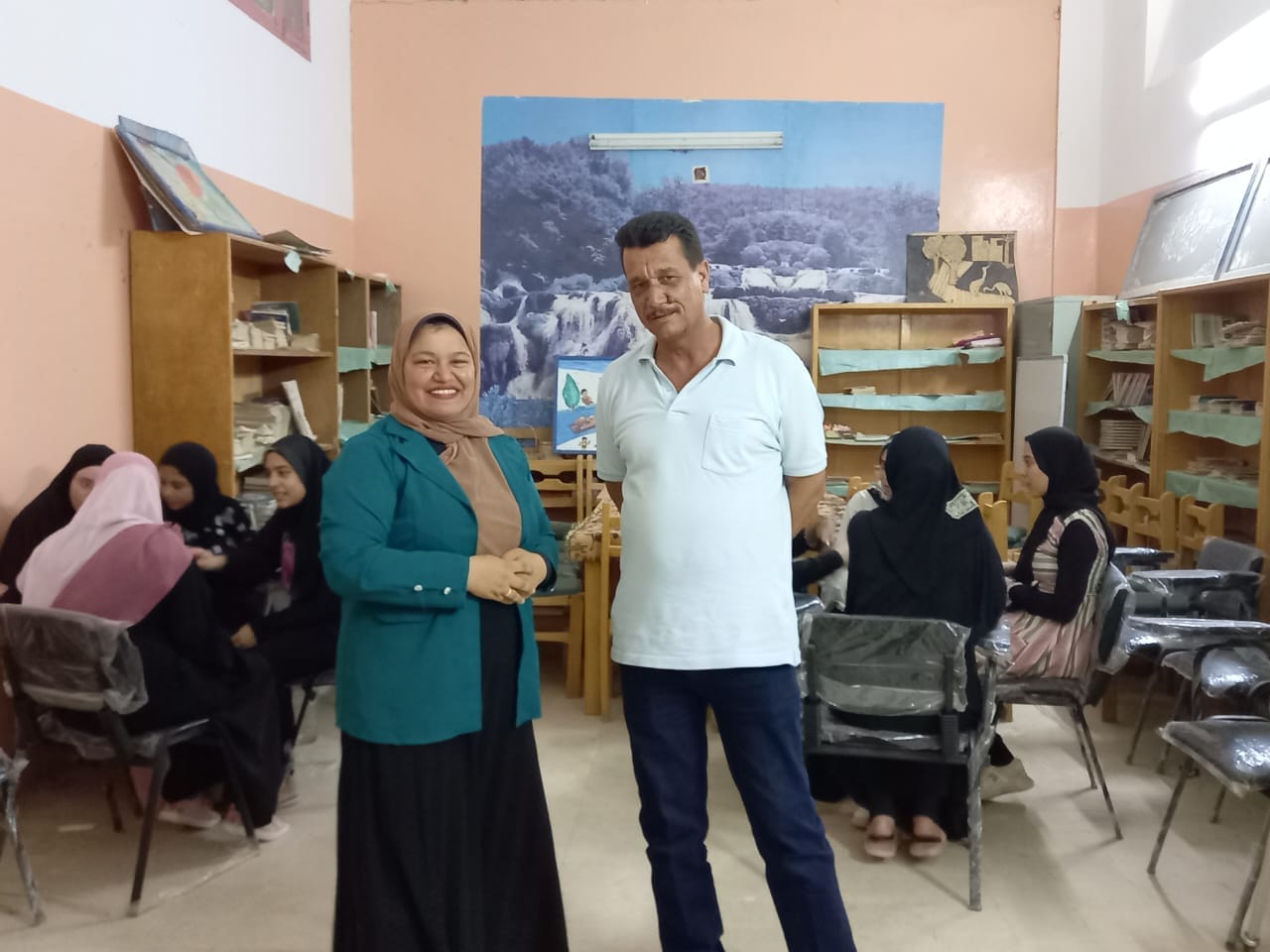 ورشه عمل تفاعلى وفيلم عن الصحة الانجابية وصحة المراهقين بمركز شباب المعصرة