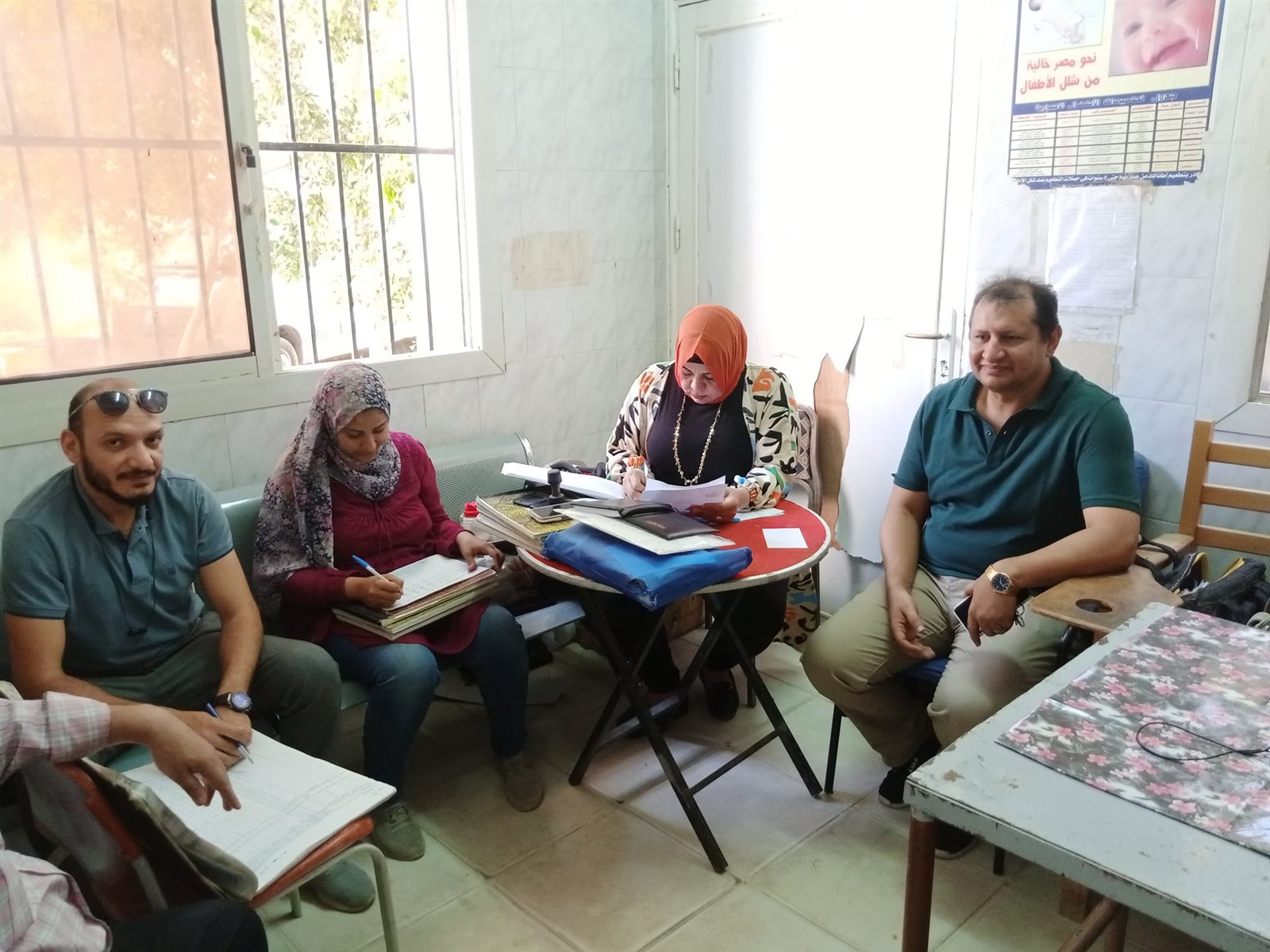 قافلة طبية مجانية بقرية عرب رزقة الدير مركز القوصية