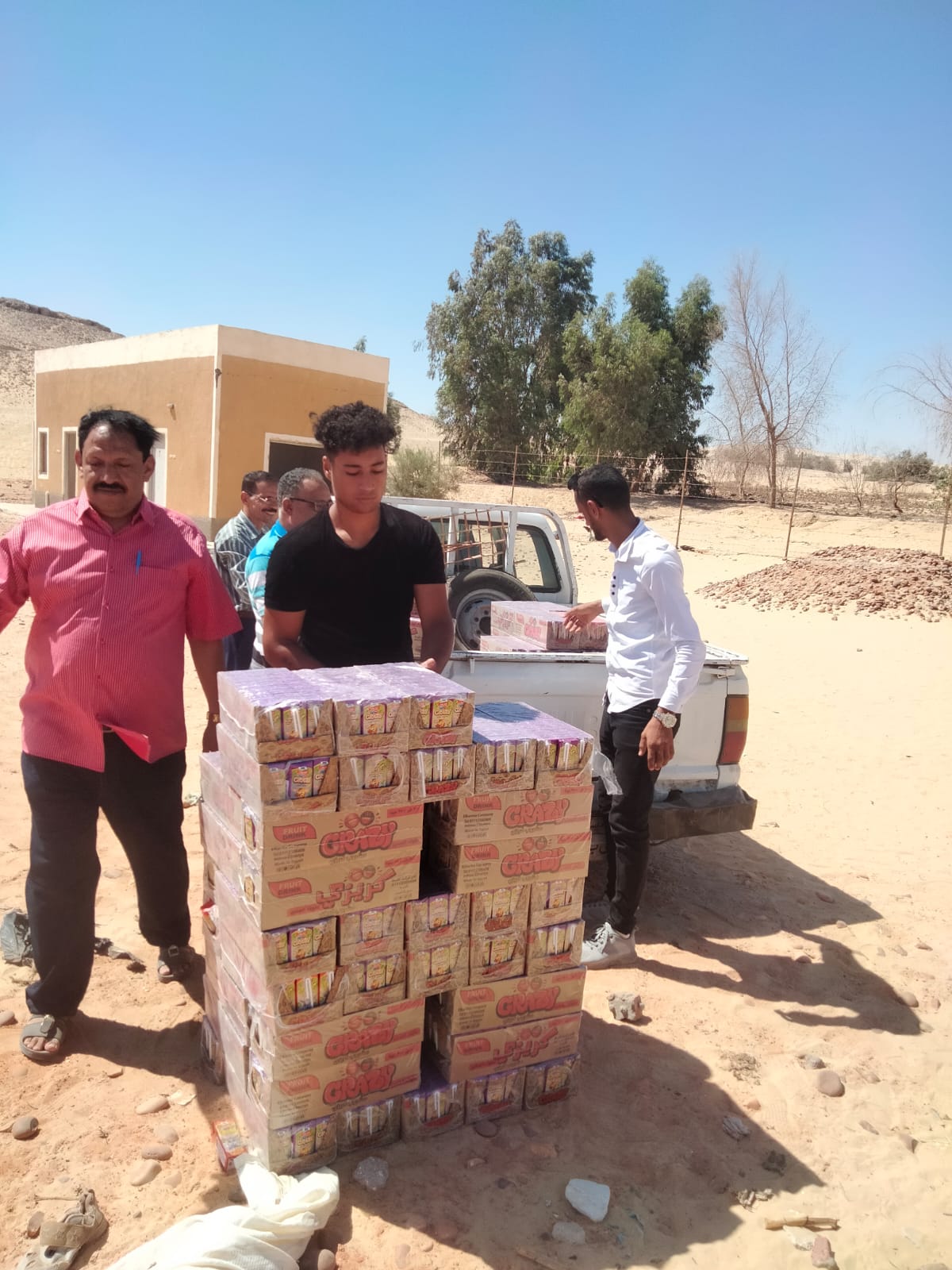  إعدام 2700 عبوة عصير غير صالحة للاستخدام البشري في القوصية