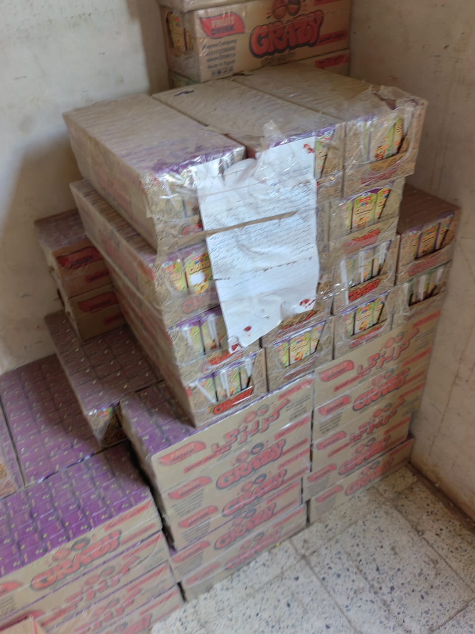  إعدام 2700 عبوة عصير غير صالحة للاستخدام البشري في القوصية