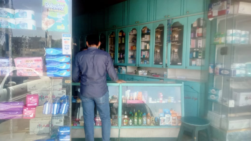 حي شرق أسيوط يستمر حملات المرور على المحلات للتنبيه بأهمية صندوق النظافة