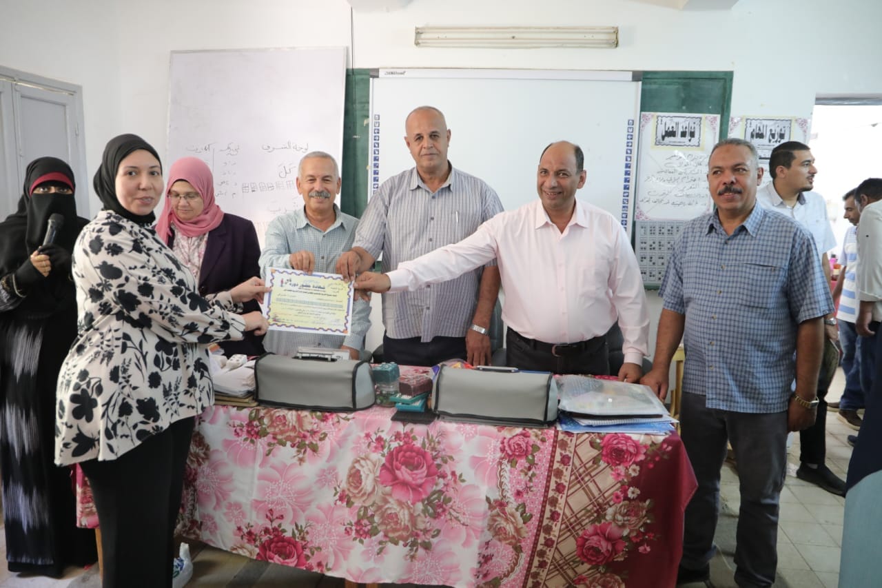 وكيل التعليم بالوادي الجديد ختام فعاليات البرنامج التدريبى للقراءة والكتابة بطريقة برايل