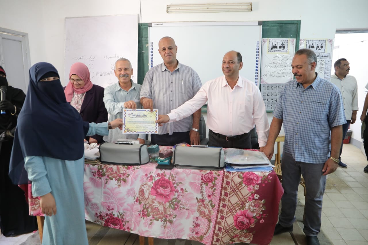 وكيل التعليم بالوادي الجديد ختام فعاليات البرنامج التدريبى للقراءة والكتابة بطريقة برايل