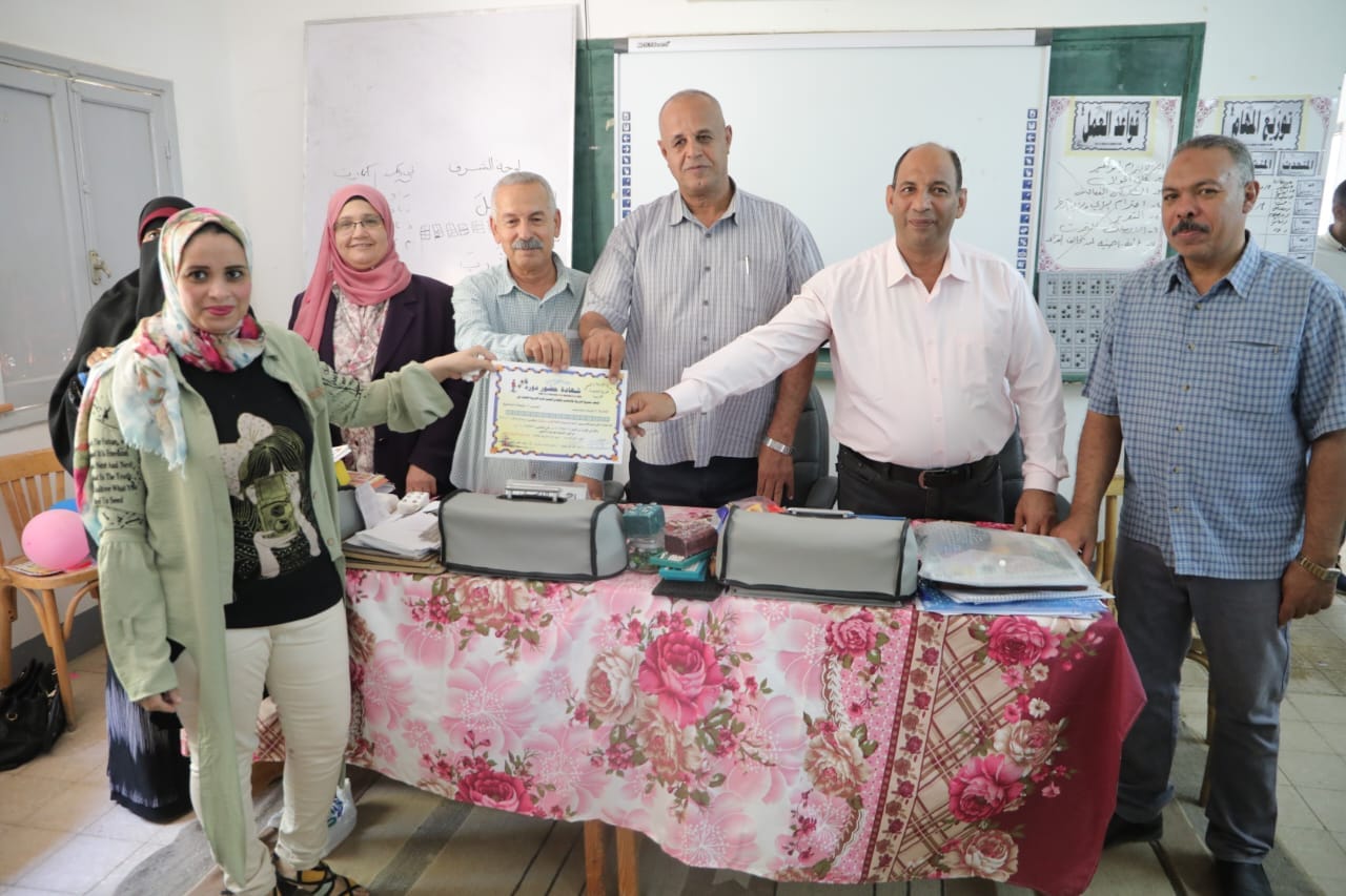 وكيل التعليم بالوادي الجديد ختام فعاليات البرنامج التدريبى للقراءة والكتابة بطريقة برايل