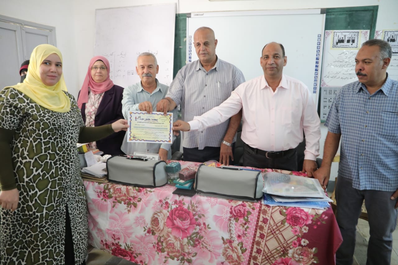 وكيل التعليم بالوادي الجديد ختام فعاليات البرنامج التدريبى للقراءة والكتابة بطريقة برايل