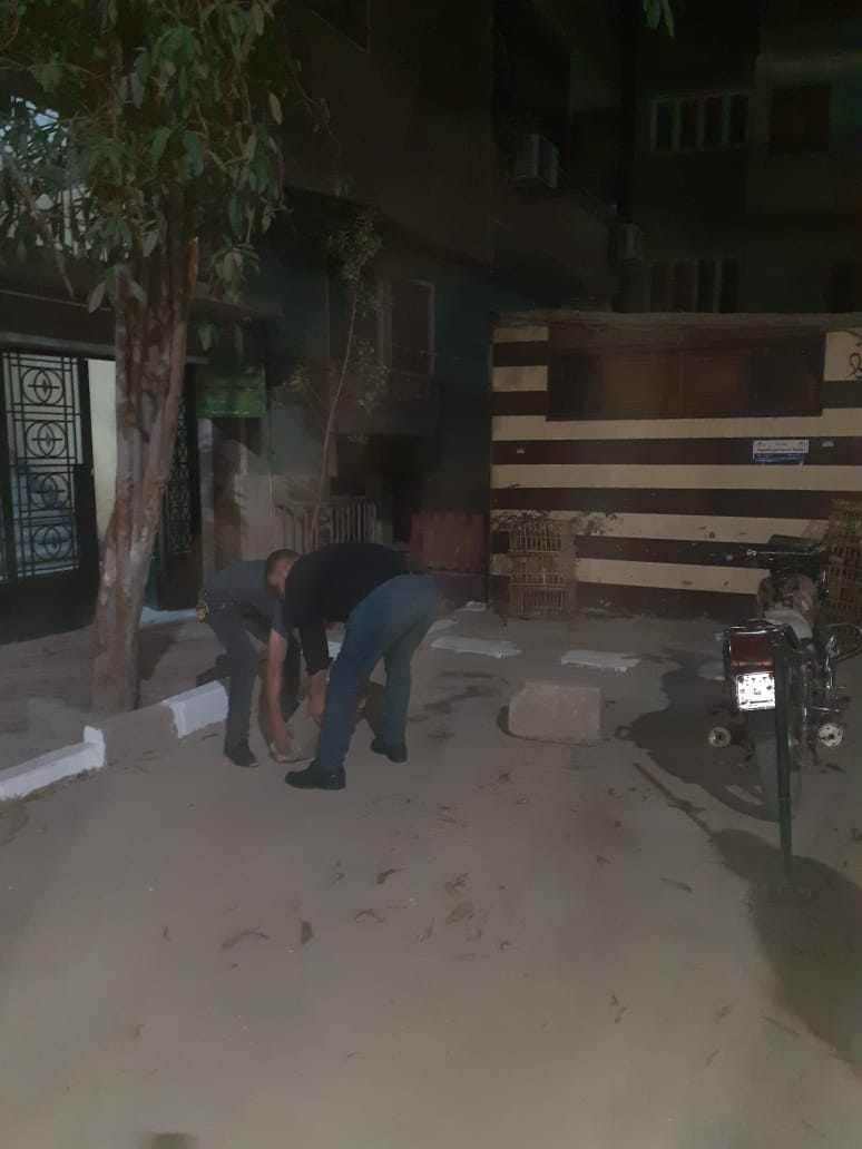 اسيوط حملة تطهير وتنظيف لشارع أحمد علي علوبة بعد شكاوى من المواطنين