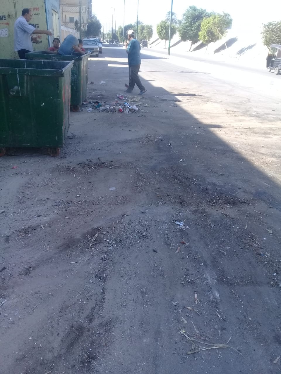 حملة لرفع المخلفات الصلبة من نقاط التجمع ورفع كفاءة شوارع مدينة ديروط